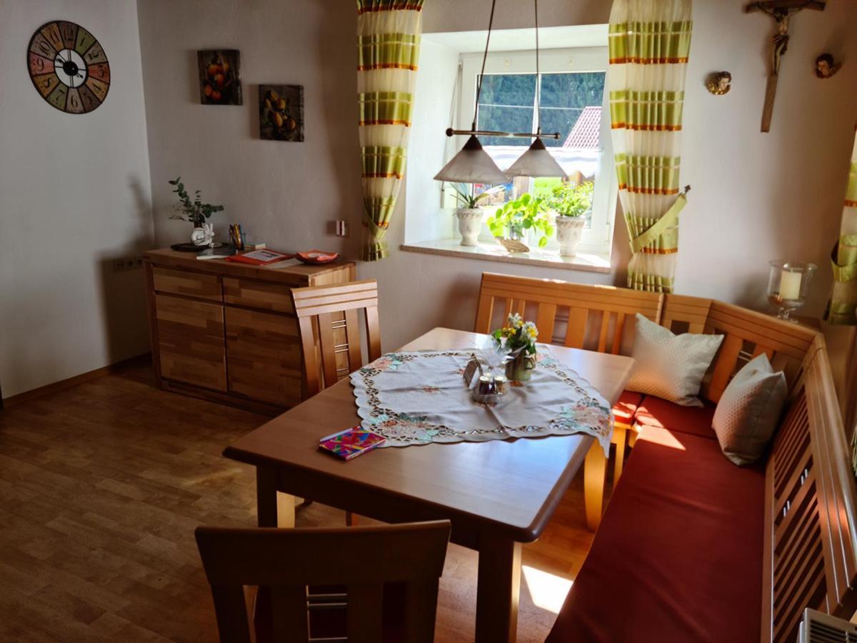Ferienhaus Am Bach Riedenburg Exteriör bild
